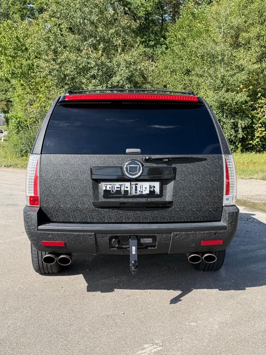 Cadillac Autos: Cadillac Escalade 6.2 V8 4x4 – D'occasion à Spreitenbach par alf_y7v5 1