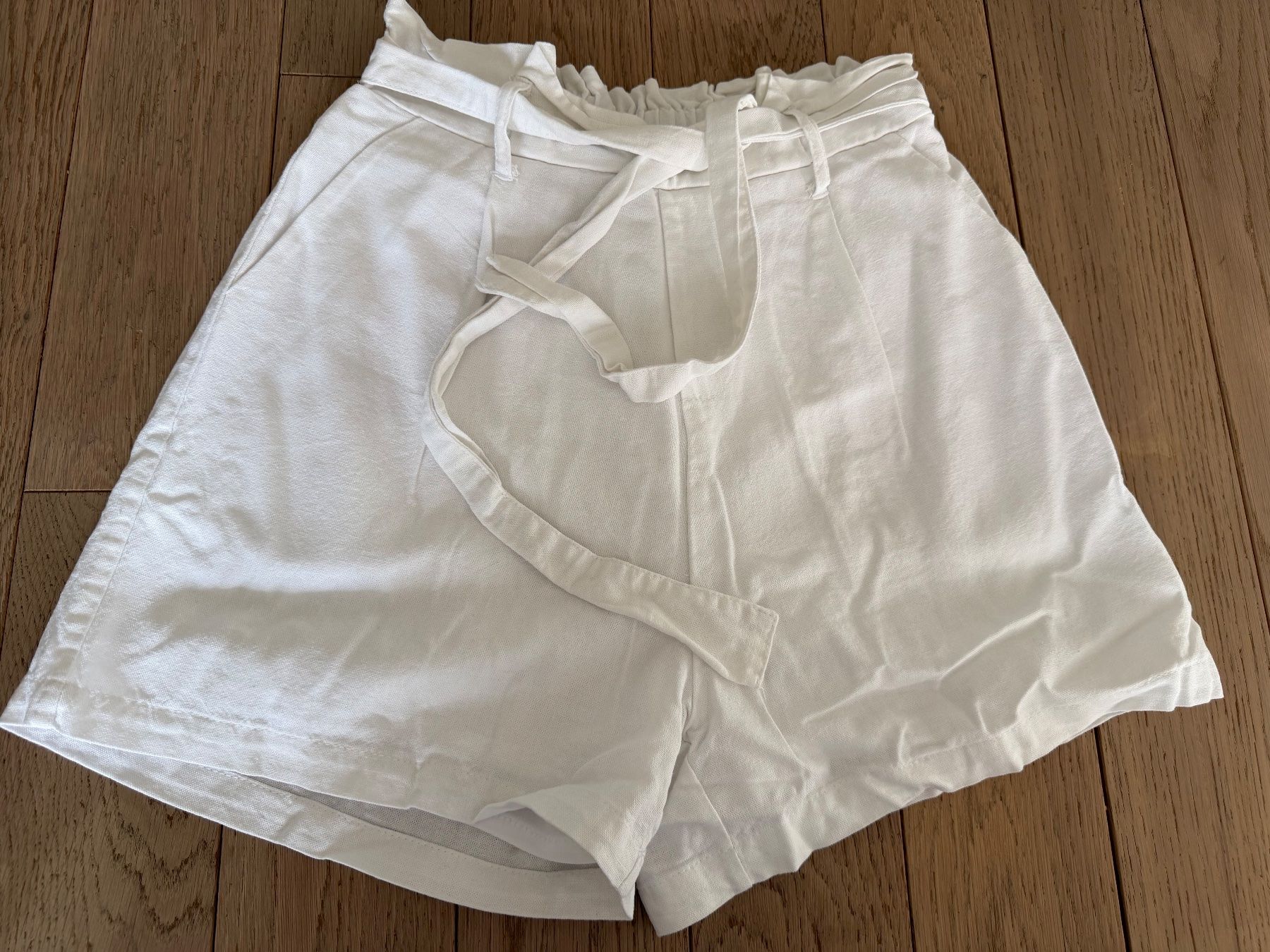 Pantaloni: Shorts Gr. 34 Amisu – Nuovo (secondo la descrizione) da Wiesendangen venduto da gefion99