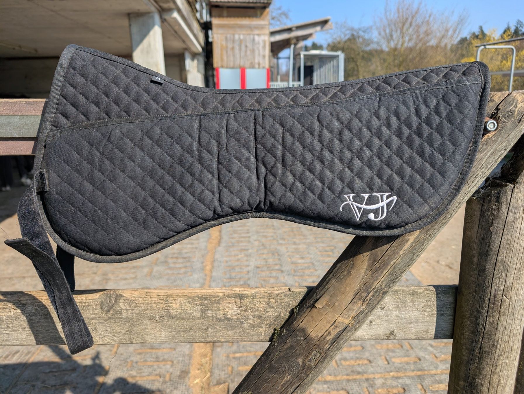 Selle & Accessori: Vajo Cloud Dressur – Usato da Zwillikon venduto da martinza