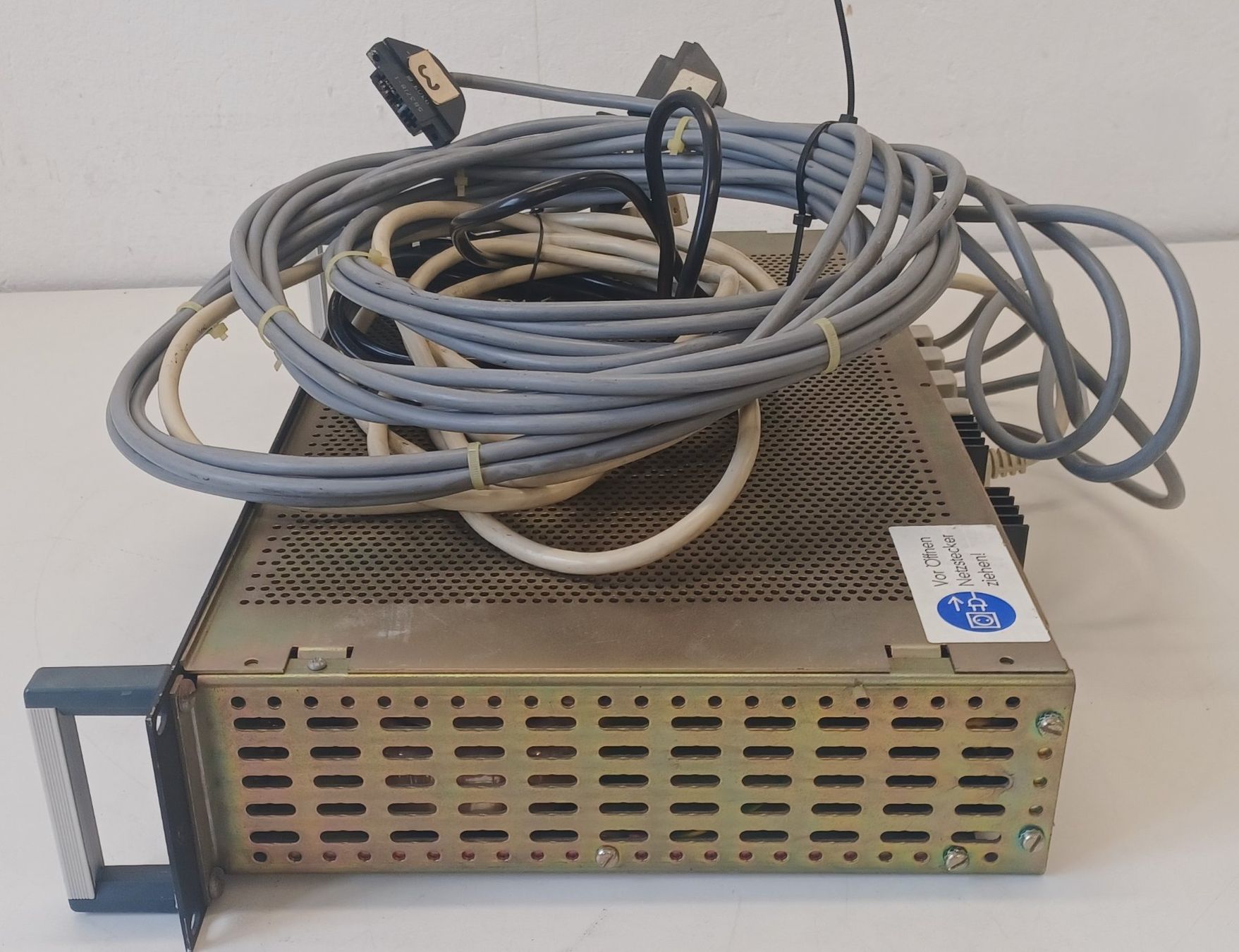 Laborzubehör: CJT SM 4000 (V 2.41) Vacuum Controller – Defekt aus Niederdorf von LeptonAG_Labor 7