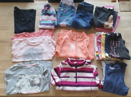 Sehr grosses Kleiderpaket Mädchen Grösse 128