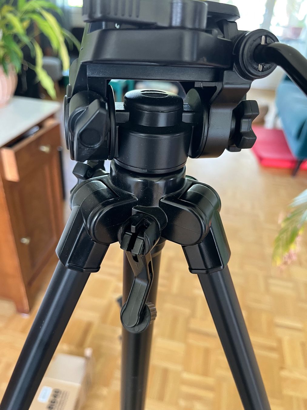 Treppiedi & Teste: Sony VTC-R640 Stativ – Usato da Meilen venduto da Mofline 2