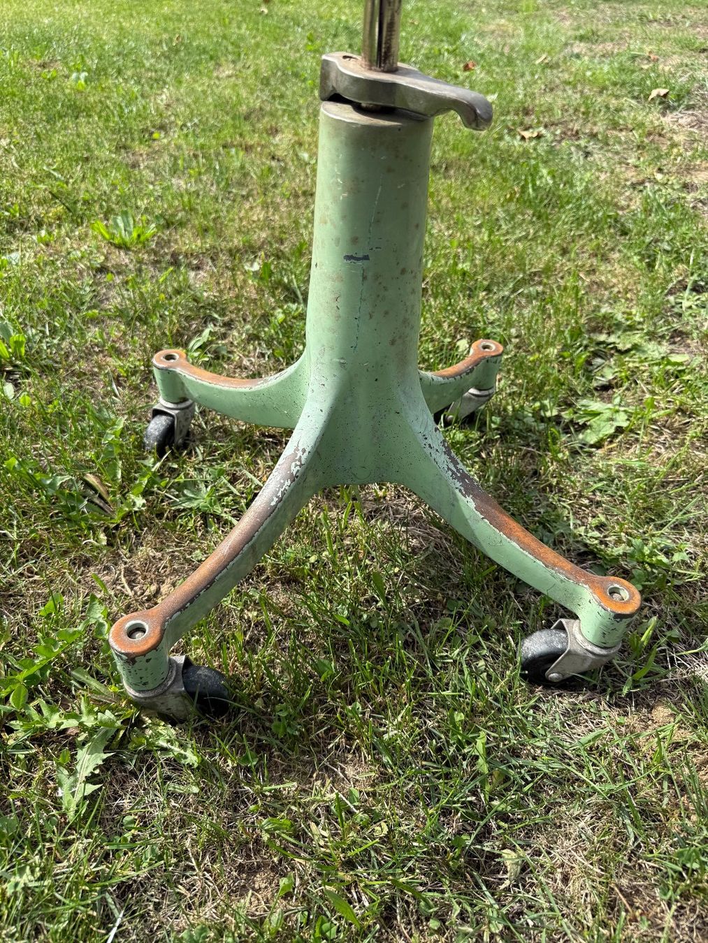 Hocker: Antiker Industriehocker – Gebraucht aus Zwingen von moje1 9