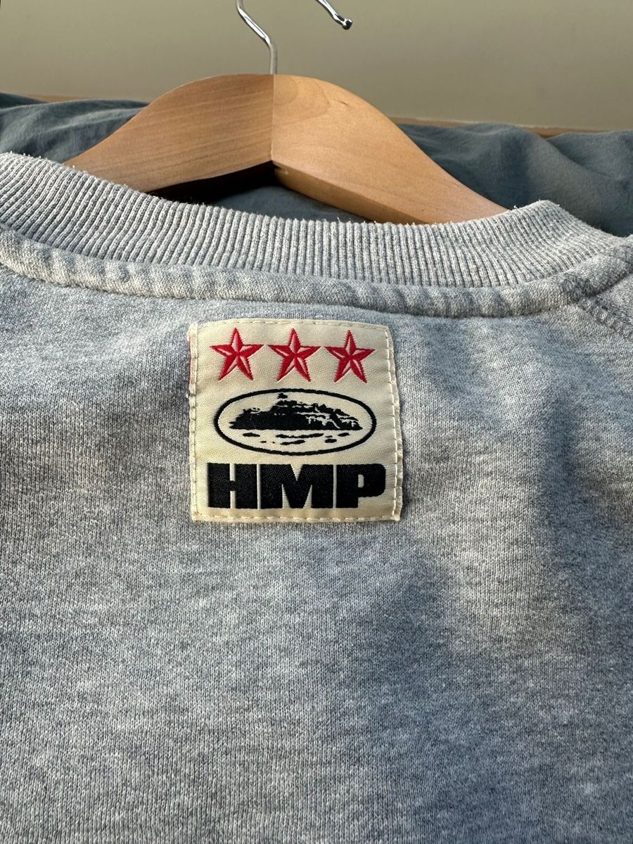 Pullover & Sweatshirts: Sweat CORTEIZ en parfait état / large – Neu (gemäss Beschreibung) aus Mont-sur-Lausanne von Vinou6021 4