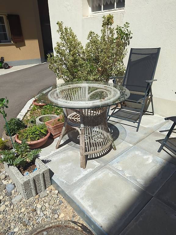 Tavoli: Gartentisch Glas/ Holz  – Usato da Flaach venduto da mer_bz5s