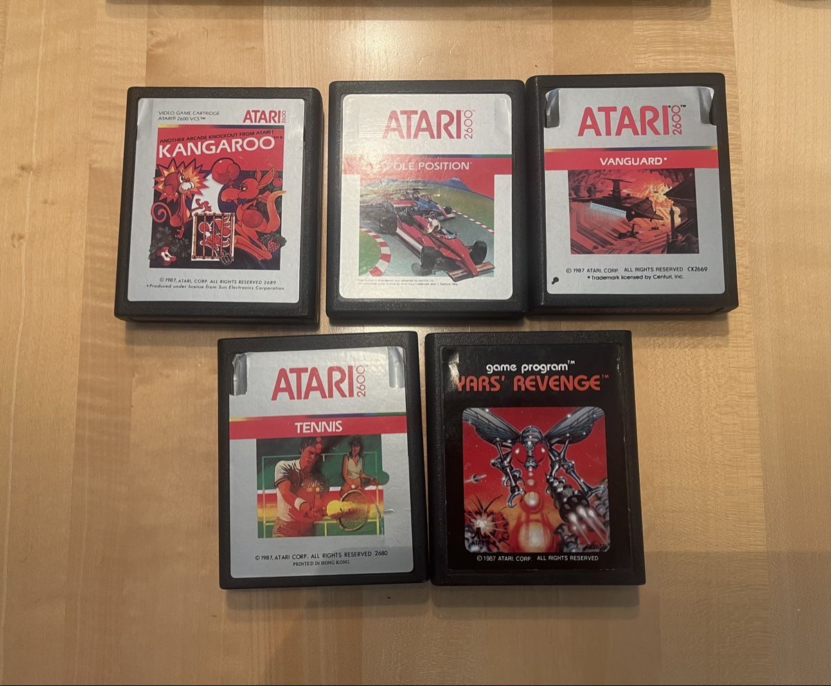 Atari Console: Atari 2600 mit 2 Joysticks und 5 Spielen – Usato da Lenzburg venduto da Fusspilzsammler83 4