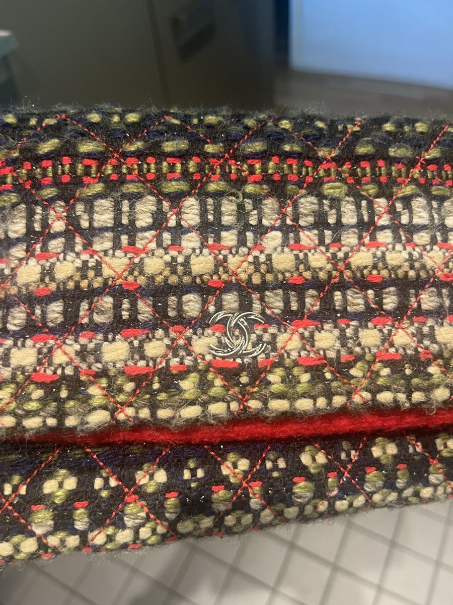 Chanel Taschen für Damen: Chanel Pochette Tweed – Neu (gemäss Beschreibung) aus Ebikon von loy_wjg6 1