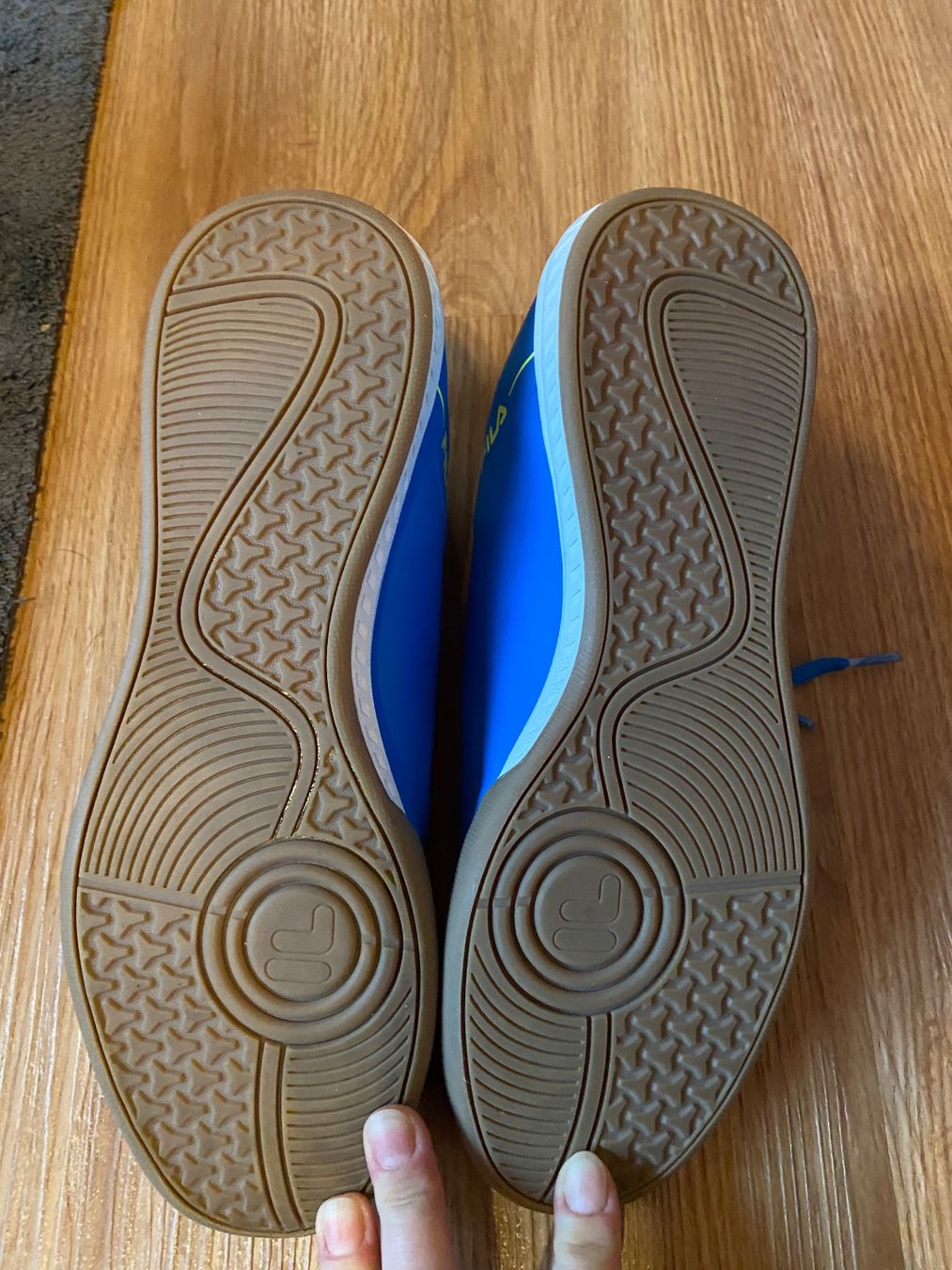 Fila Scarpe da uomo: FILA Hallenturnschuh Gr. 43 – Usato da Wollerau venduto da Cynne23 2