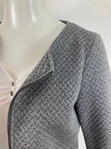 Giacche: 2 Jerseyblazer/Jäggli Gr.S – Usato da Laupen ZH venduto da kar_lfz6 2