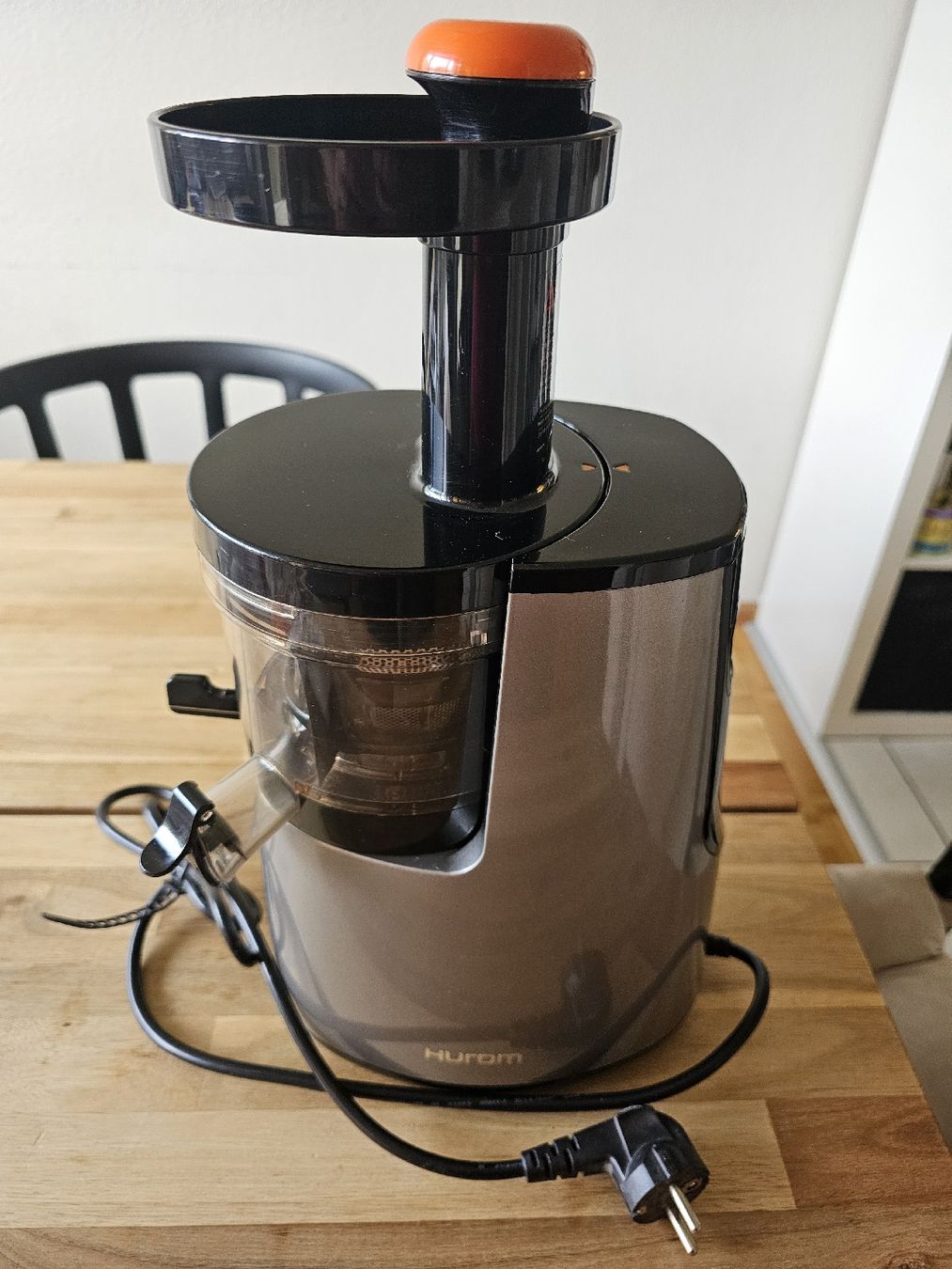 Hurom Appareils de cuisine: HUROM Slow juicer – D'occasion à Muttenz par nic_9xxk 1