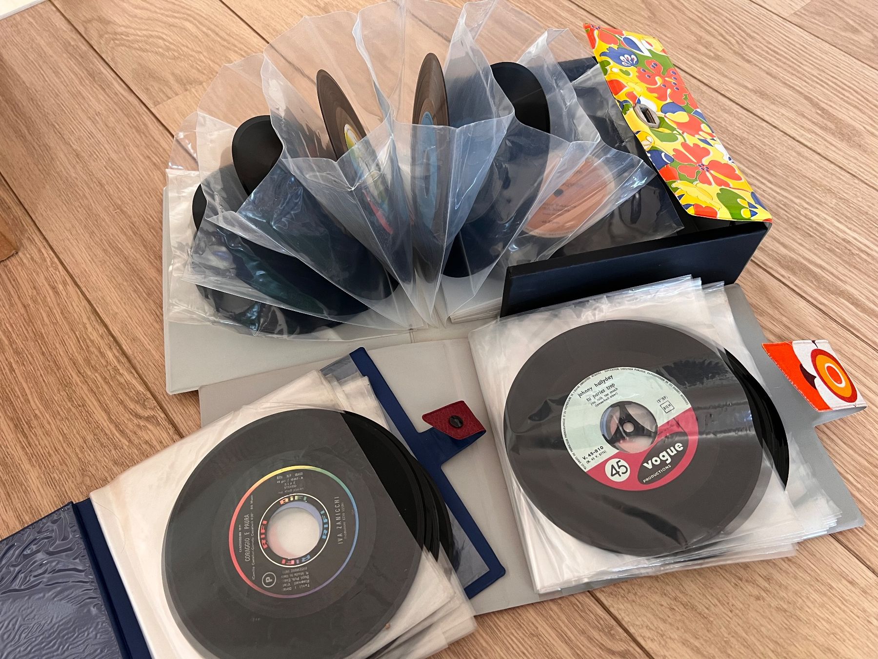 Schallplatten: Disques 45 tours – Gebraucht aus Cugy VD von mafige