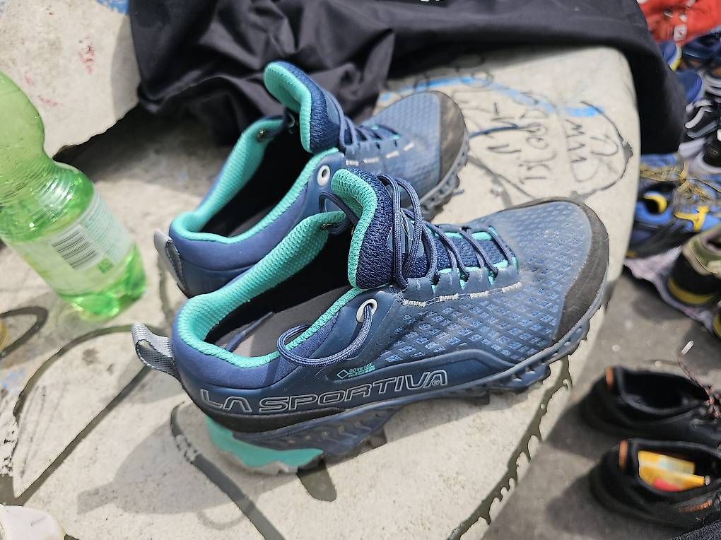 Scarpe da donna: La sportiva, grosse 37 – Usato da Thun venduto da Plaki 3
