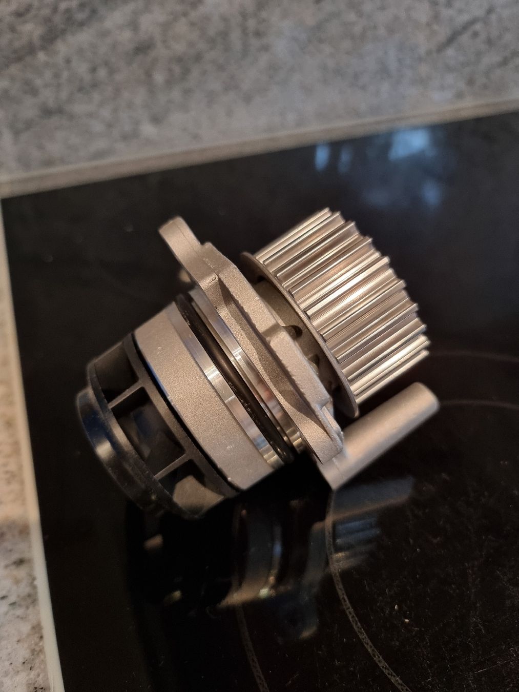 Audi Alle Autoersatzteile: Wasserpumpe Audi A3 2.0 TFSI – Neu und originalverpackt aus Balzers von Homeandgarden