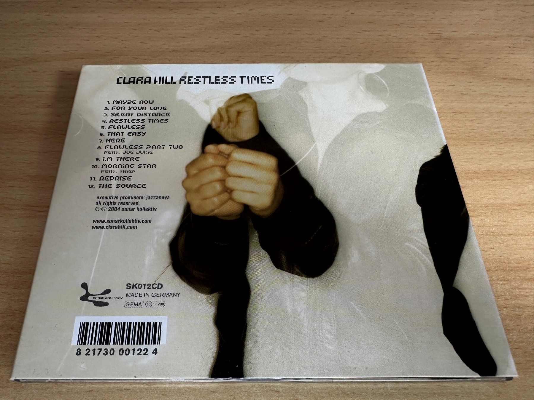 CDs: Clara Hill – Restless Times – D'occasion à Rikon im Tösstal par Alpenmutz 1