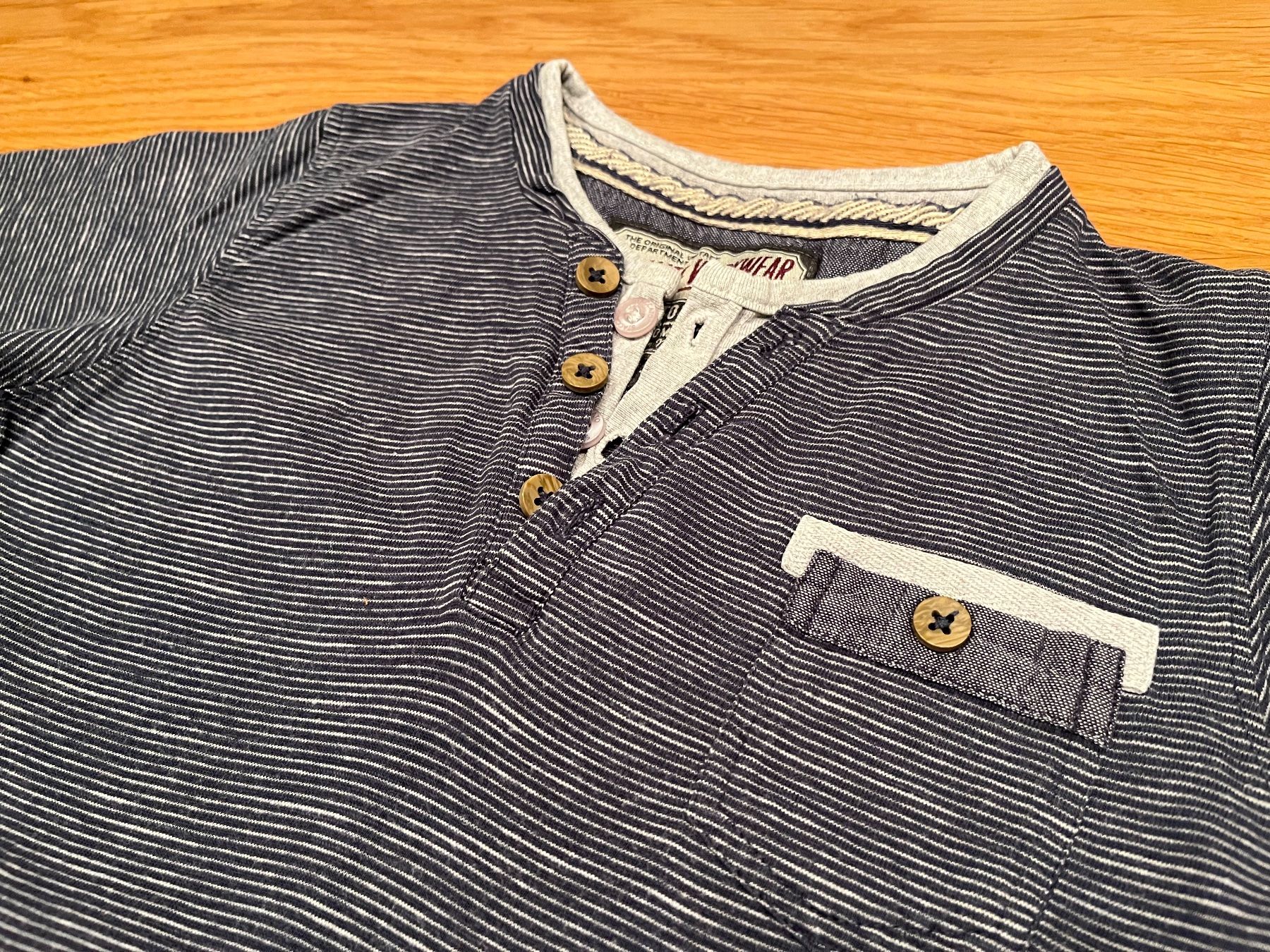 Camicette, T-shirt & Top: Staccato Langarmbluse 116-122 cm – Usato da Zürich venduto da asocaciu 4