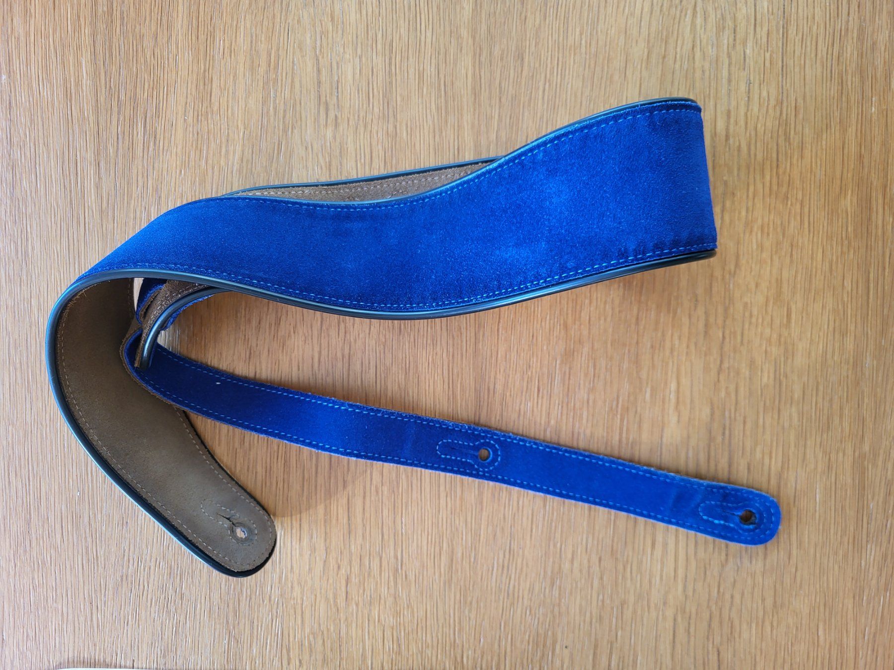 Strumenti musicali: Leder Gitarren Gurt sehr schön – Usato da Seltisberg venduto da Ppeter68 3