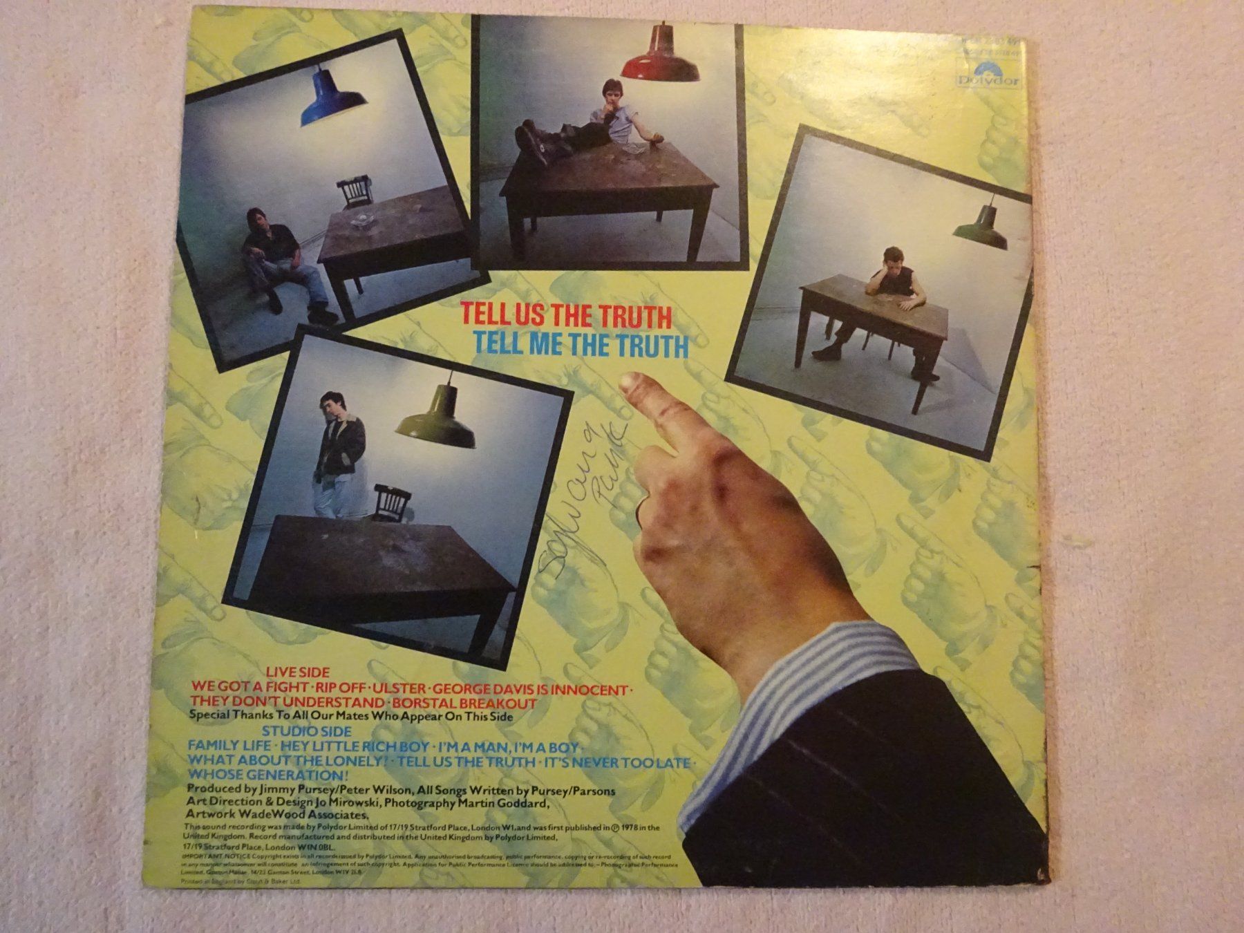Dischi in vinile: SHAME 69 ** TELL US THE TRUE – Usato da Luzern venduto da xrayspex99 2