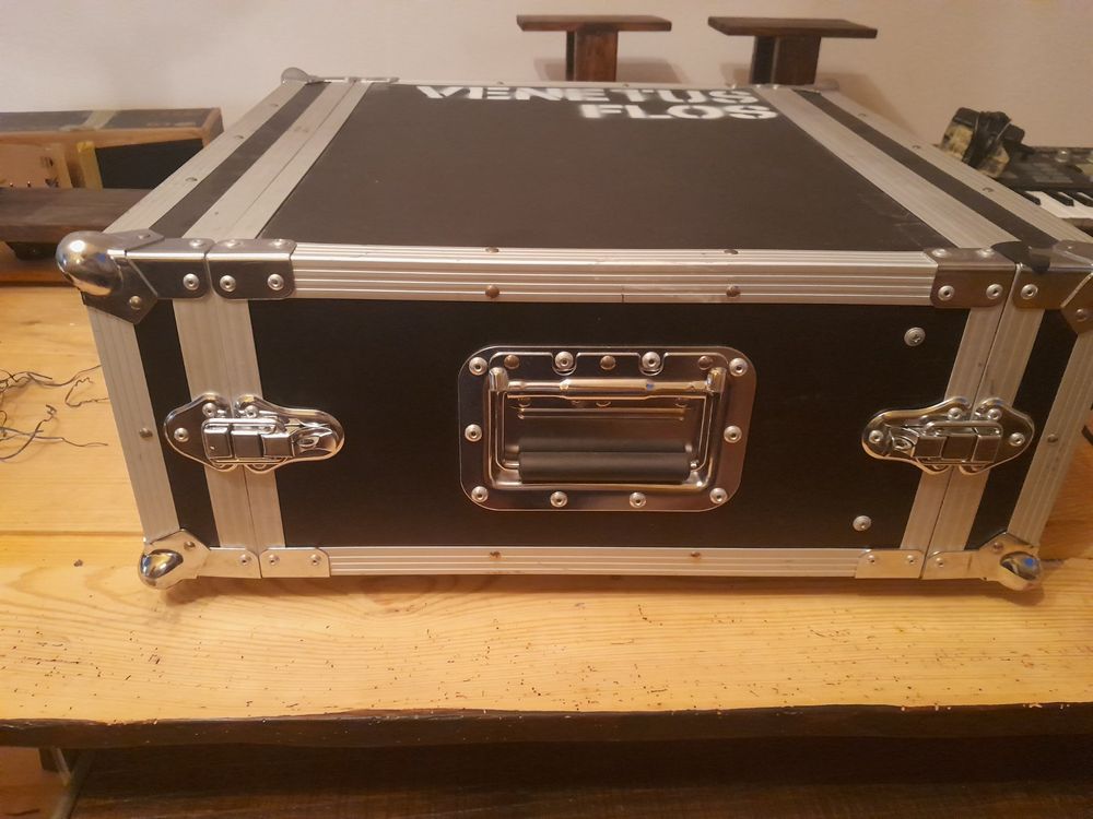 cases racks taschen für djs aus holz kaufen schweiz Flightcase für Racks Kaufen auf Ricardo