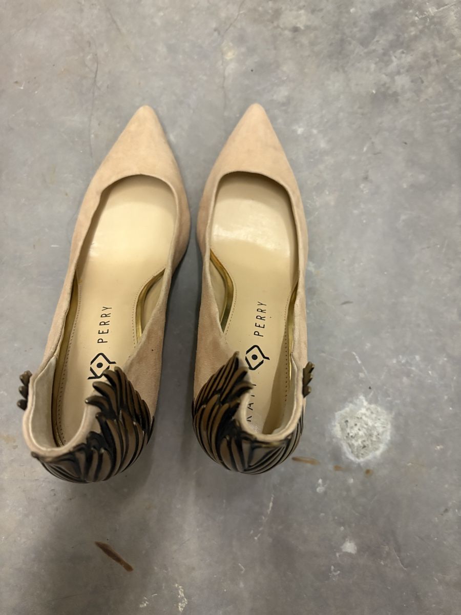 Damenschuhe: Katy Perry The Starling Pumps, Beige, Gr. 39 – Gebraucht aus Uhwiesen von FehrN 1