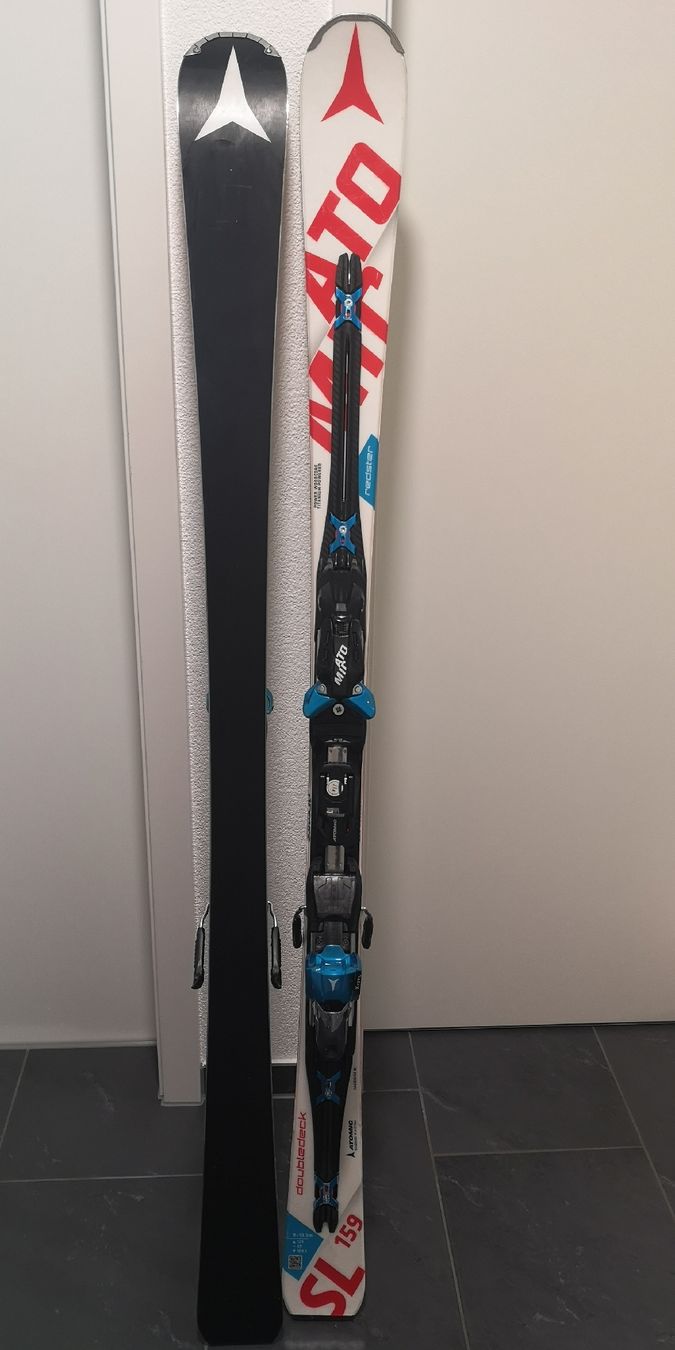 Atomic Skis: Atomic Ski  – D'occasion à Spiringen par Rege0 1