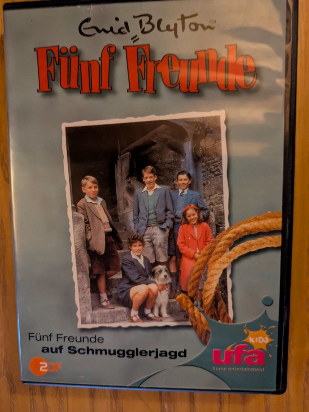 Tutti i DVDs: DVD: "Fünf Freunde auf Schmugglerjagd" – Usato da Männedorf venduto da Pacer19