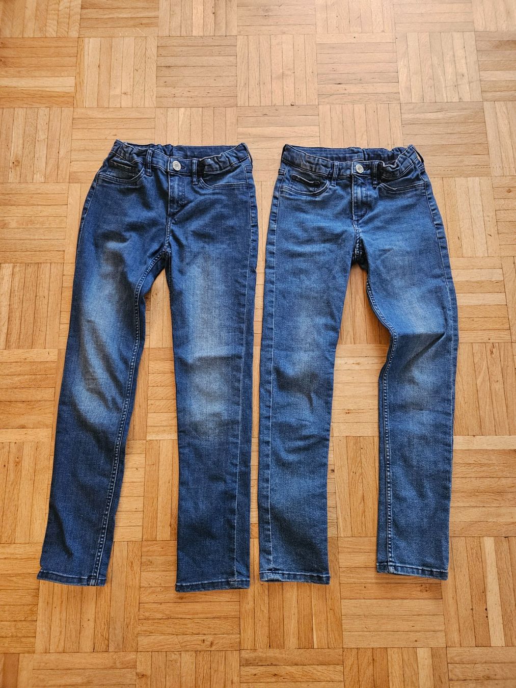 Hosen: Mädchen Hosenset 134 – Gebraucht aus Marthalen von PeSch.03
