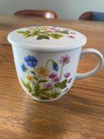 Tasse mit Deckel Blumenmotiv 
