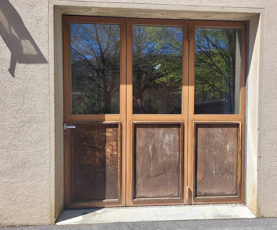 Portes: 1 Porte de Garage accordéon – D'occasion à Le Pâquier NE par loco-2000 2