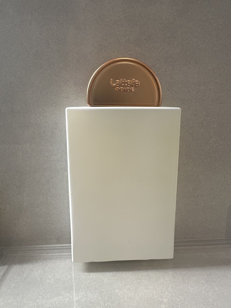 Lattafa Profumi & Eau de Toilette: Vintage Radio, Lattafa | 100 ml – Nuovo (secondo la descrizione) da Neerach venduto da Matug1248 1