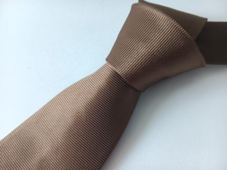 CANALI Cravate en soie / seiden Krawatte (9 cm)