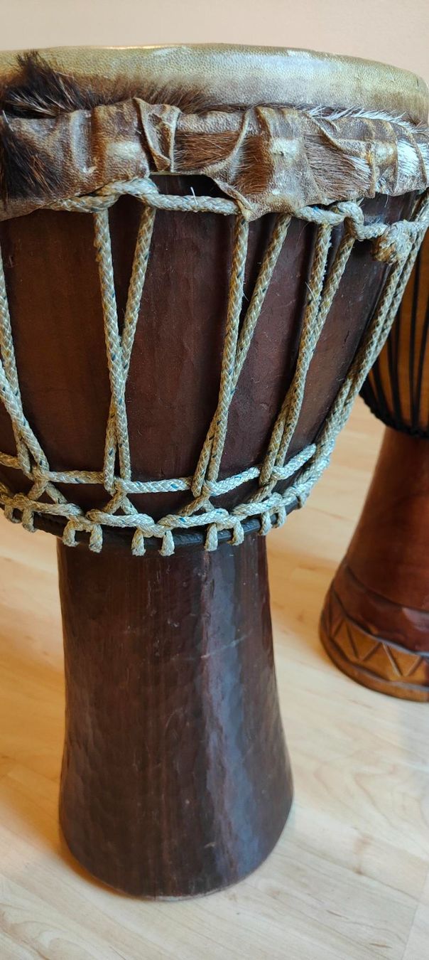 Strumenti musicali: Sehr schöne Conga + Djembe – Difettoso da Zürich venduto da Paradiesli_ 2