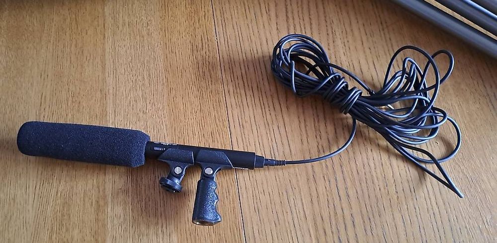Treppiedi & Teste: Stativ SLIK pro Serien 300 plus Mikrofon "Verhandlungspreis" – Usato da Untersiggenthal venduto da Myrthamw 4