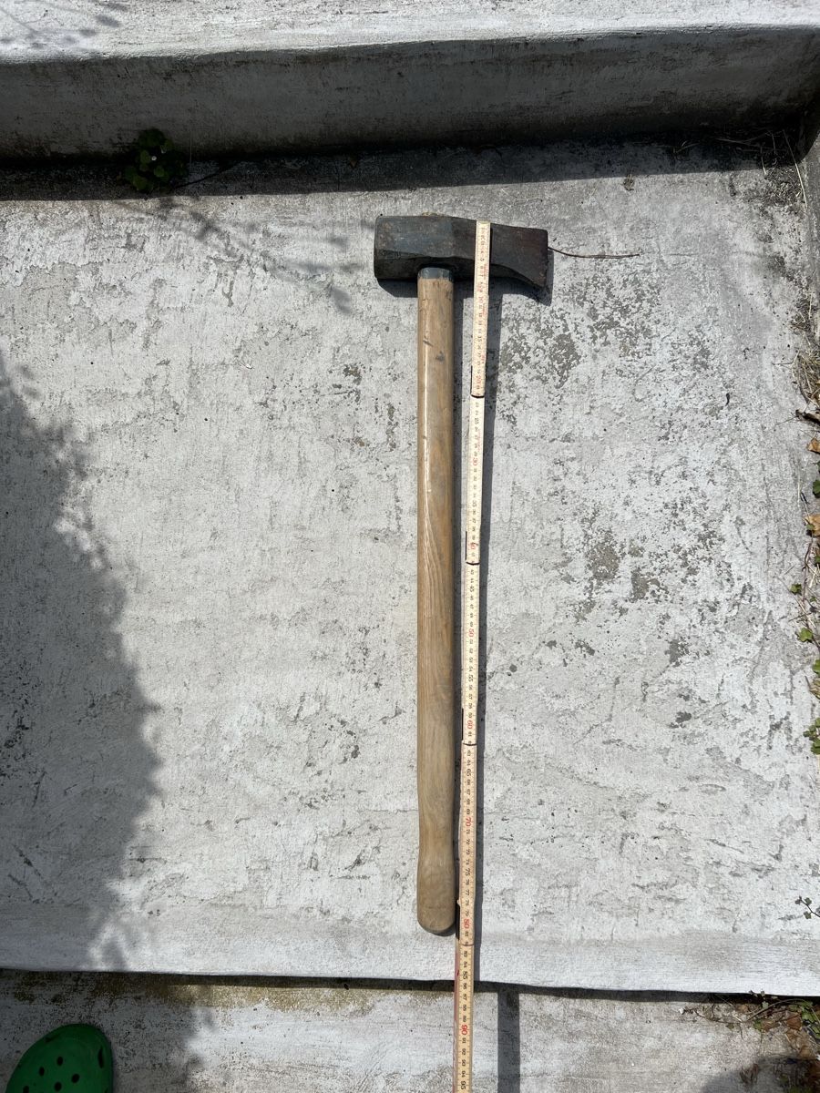 Alle Werkzeuge: Grosser Hammer, Spalthammer, Axt, Holzspalter – Gebraucht aus Moosleerau von Tami8