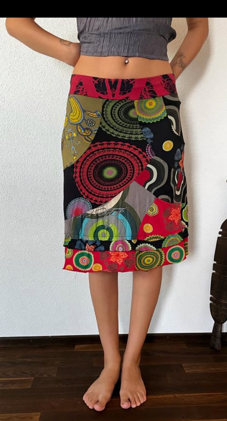 Desigual Gonne: Rock/ Jupe/ Skirt – Usato da Baar venduto da hba_y8kv