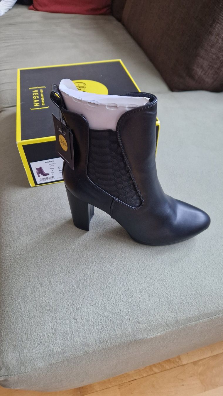 Buffalo Damenschuhe: Buffalo Stiefeletten High Heels, Gr. 41 – Neu (gemäss Beschreibung) aus Laax GR von Schoelli2