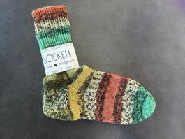 selbstgestrickte Socken