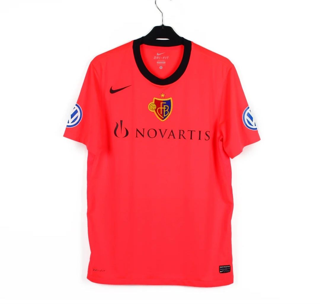 FC Basel Canottiere & Pantaloni: FC Basel – Usato da Sâles (Gruyère) venduto da Rapha1111