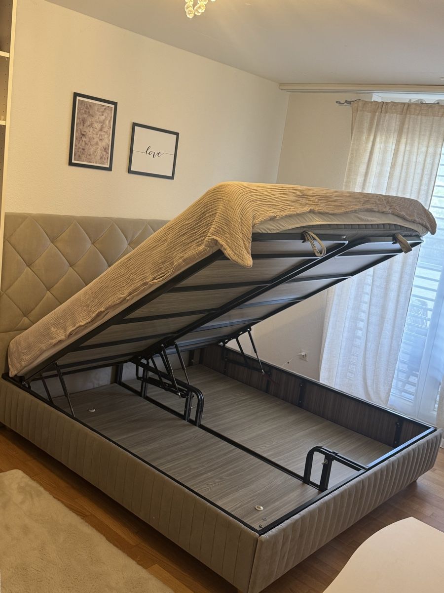 Betten: Polsterbett mit Bettkasten – Neu (gemäss Beschreibung) aus Dübendorf von Jennifer049 2