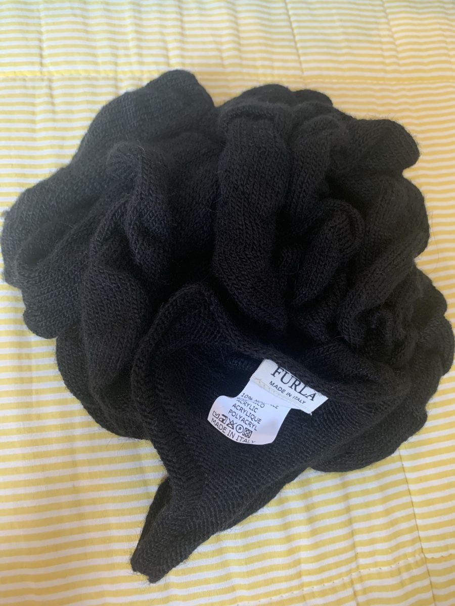 Foulard & Sciarpe: Sciarpa Furla nera, lana e mohair – Usato da Lugano venduto da Edera49 2