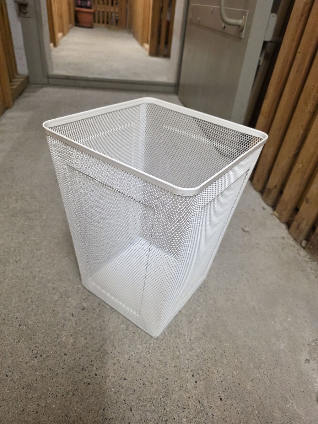 Ikea Abfalleimer: Mülleimer – Gebraucht aus Solothurn von leo_8kdh