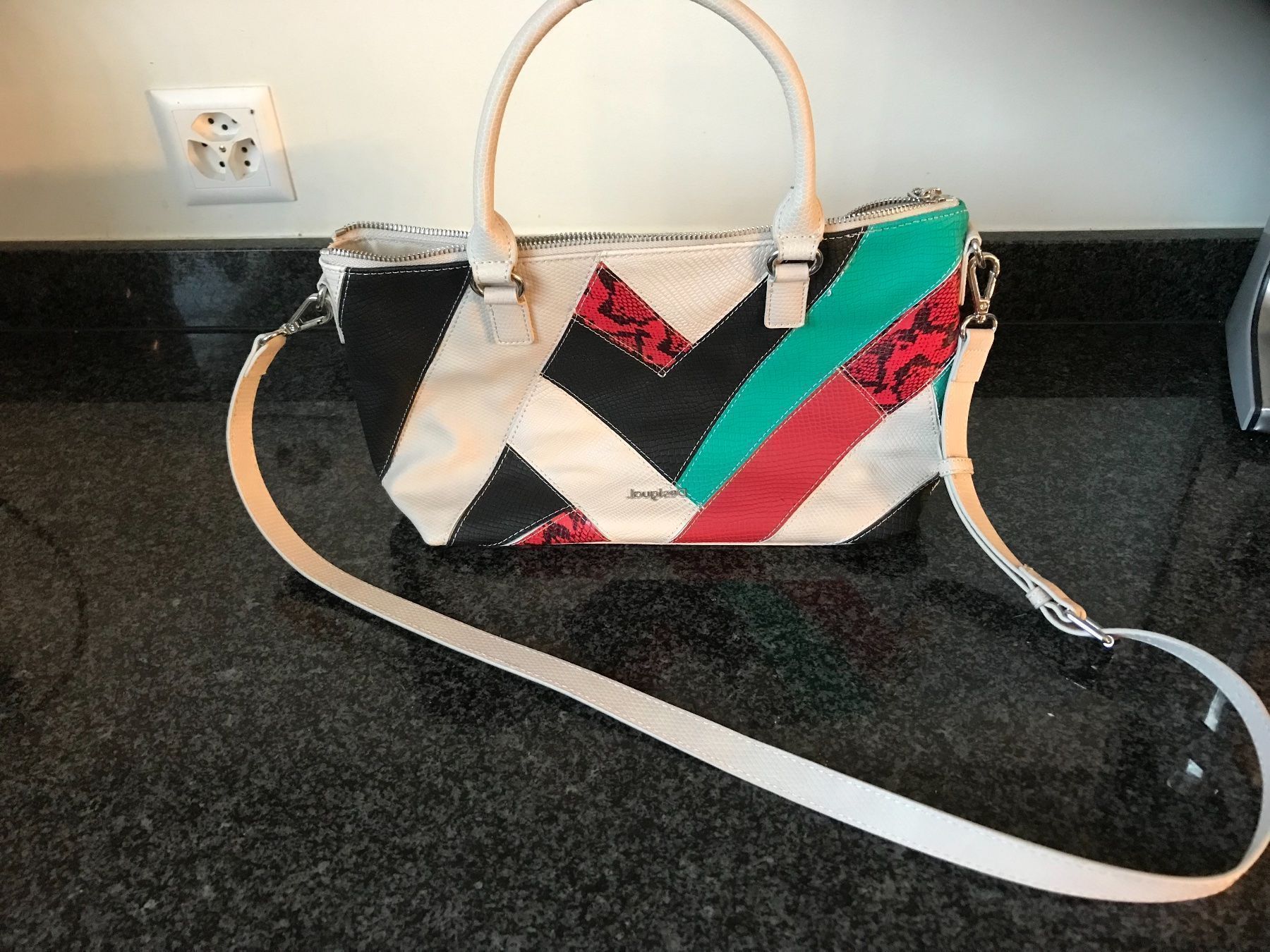 Desigual Borse da donna: DESIGUAL Handtasche – Usato da Mauren venduto da SB1606 1