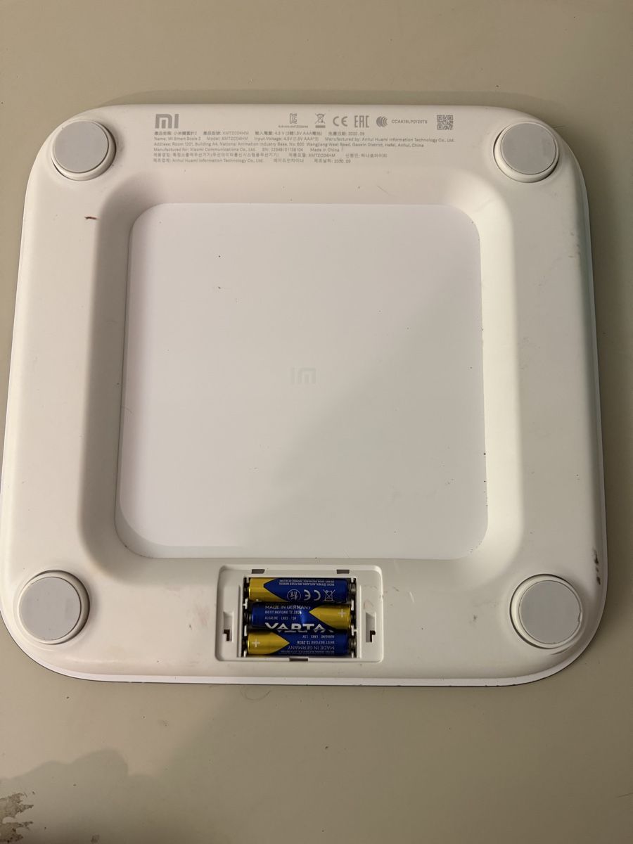 Xiaomi Bilance pesapersone: Xiaomi Mi Body Composition Scale – Usato da Zürich venduto da 2ndhandzurich 1