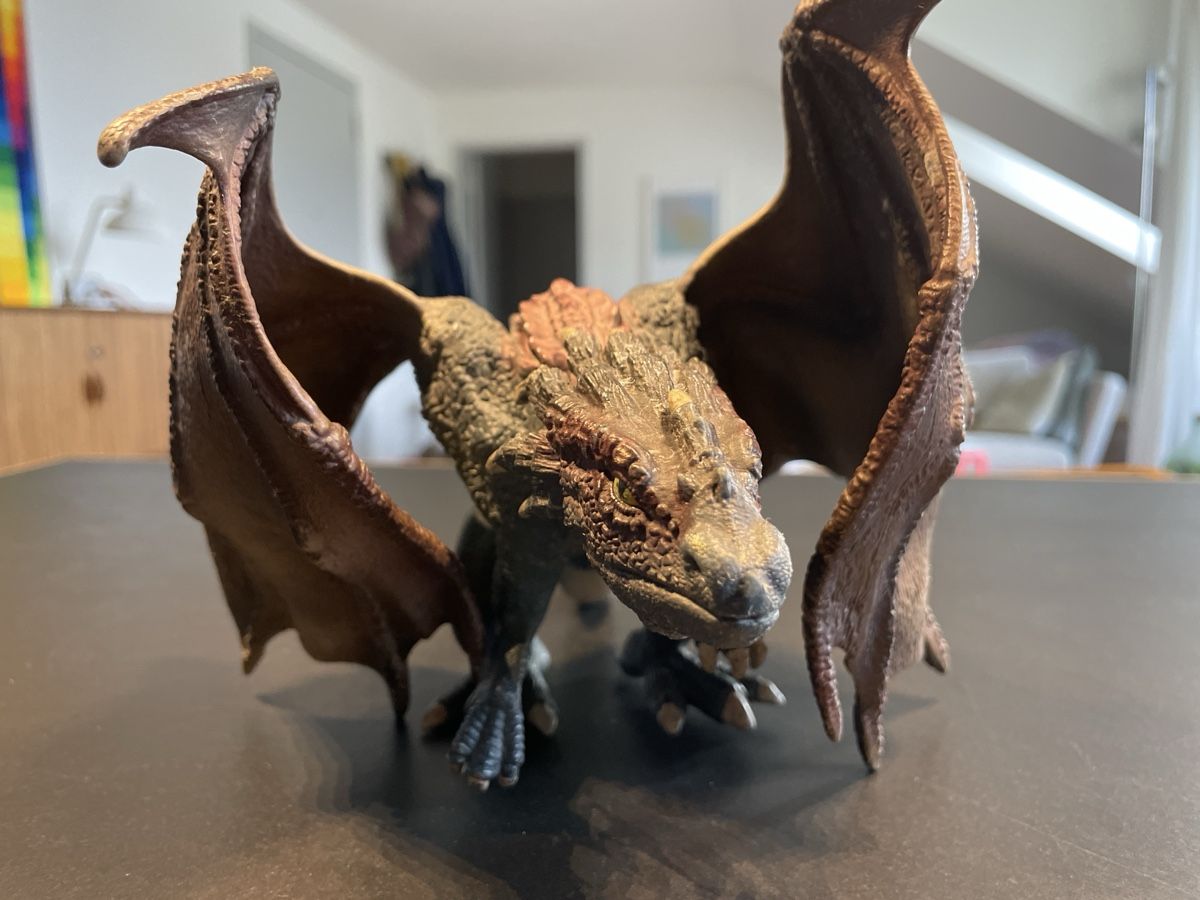 Schleich Giocattoli: Schleich Drache, gross – Usato da Luzern venduto da snape