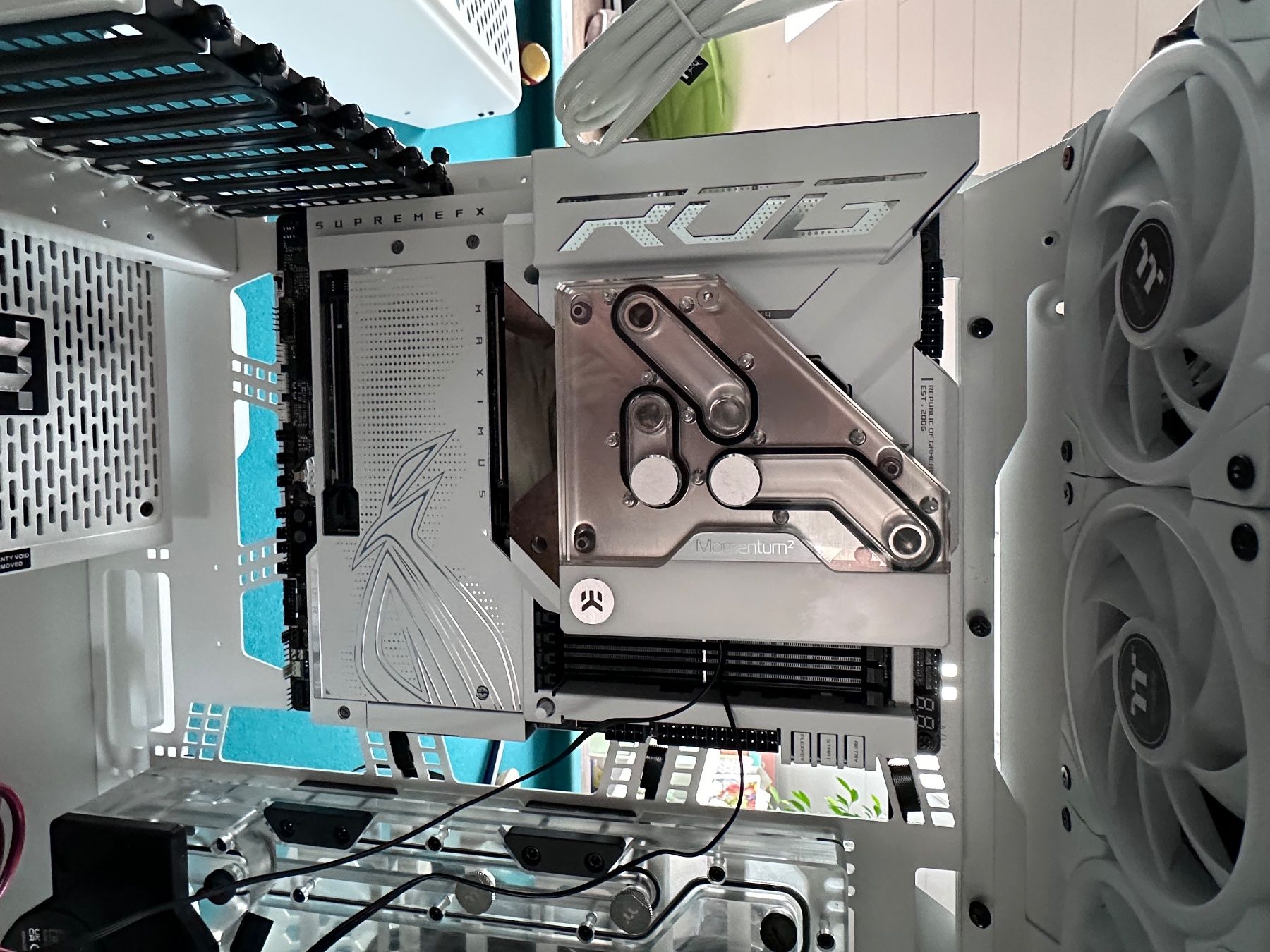 PCs: Pc gaming waterforce high-end. – Gebraucht aus Pomy von ltghost 4