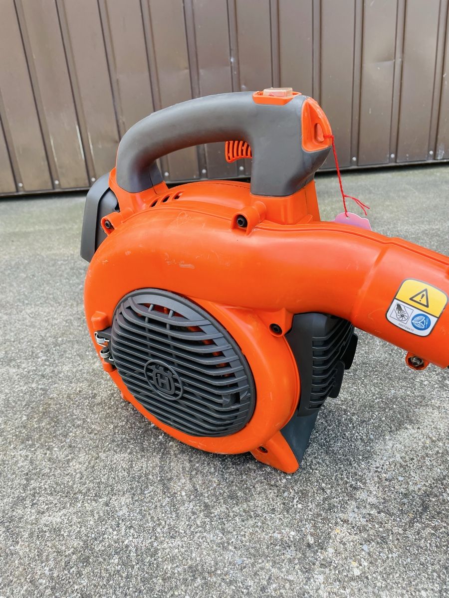 Husqvarna Soffiatori & Aspiratori per foglie: Laubbläser Husqvarna 125 BV , Einhand – Usato da Würenlos venduto da Shop_Shop 4