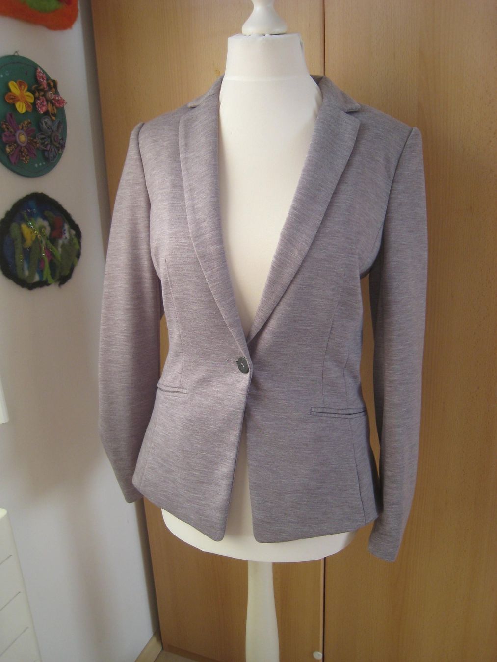 H&M Giacche: grauer Blazer H&M   Gr. 36 – Usato da Dättlikon venduto da Mamakuga 1