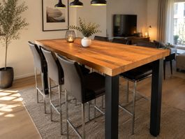 Bartisch & 6 Barhocker, Möbel Pfister - NP 3’700.—