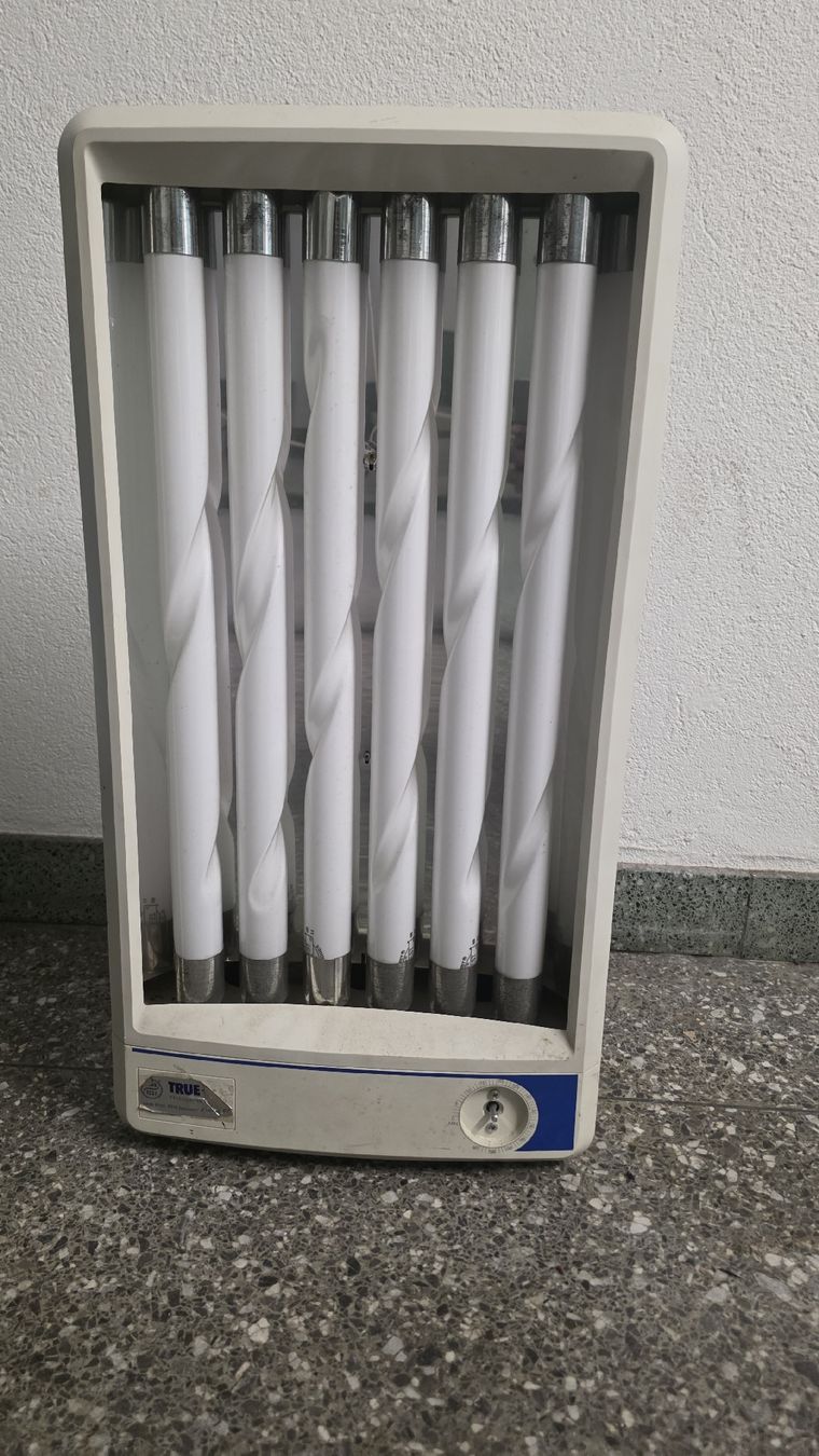 Lampade: TRUE-LITE Sonnenbank Beleuchtung – Usato da Zürich venduto da anna.caterina 2