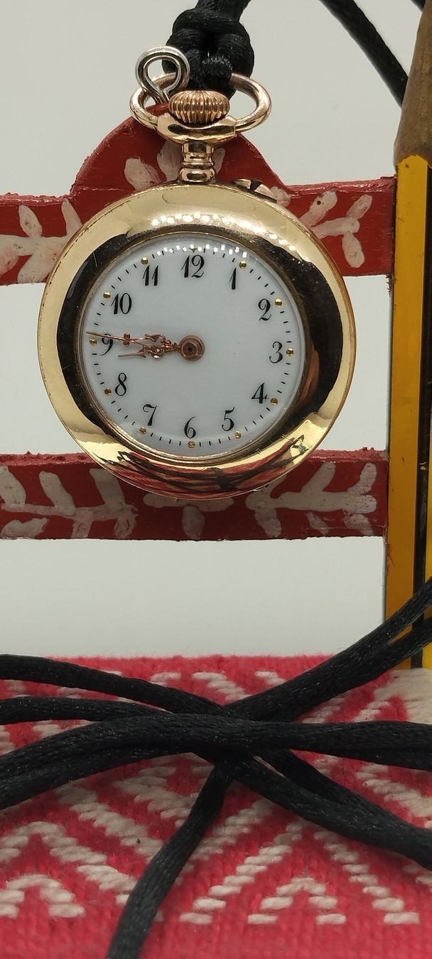Uhren: montre pendentif dorée – Gebraucht aus La Chaux-de-Fonds von jac_9llg