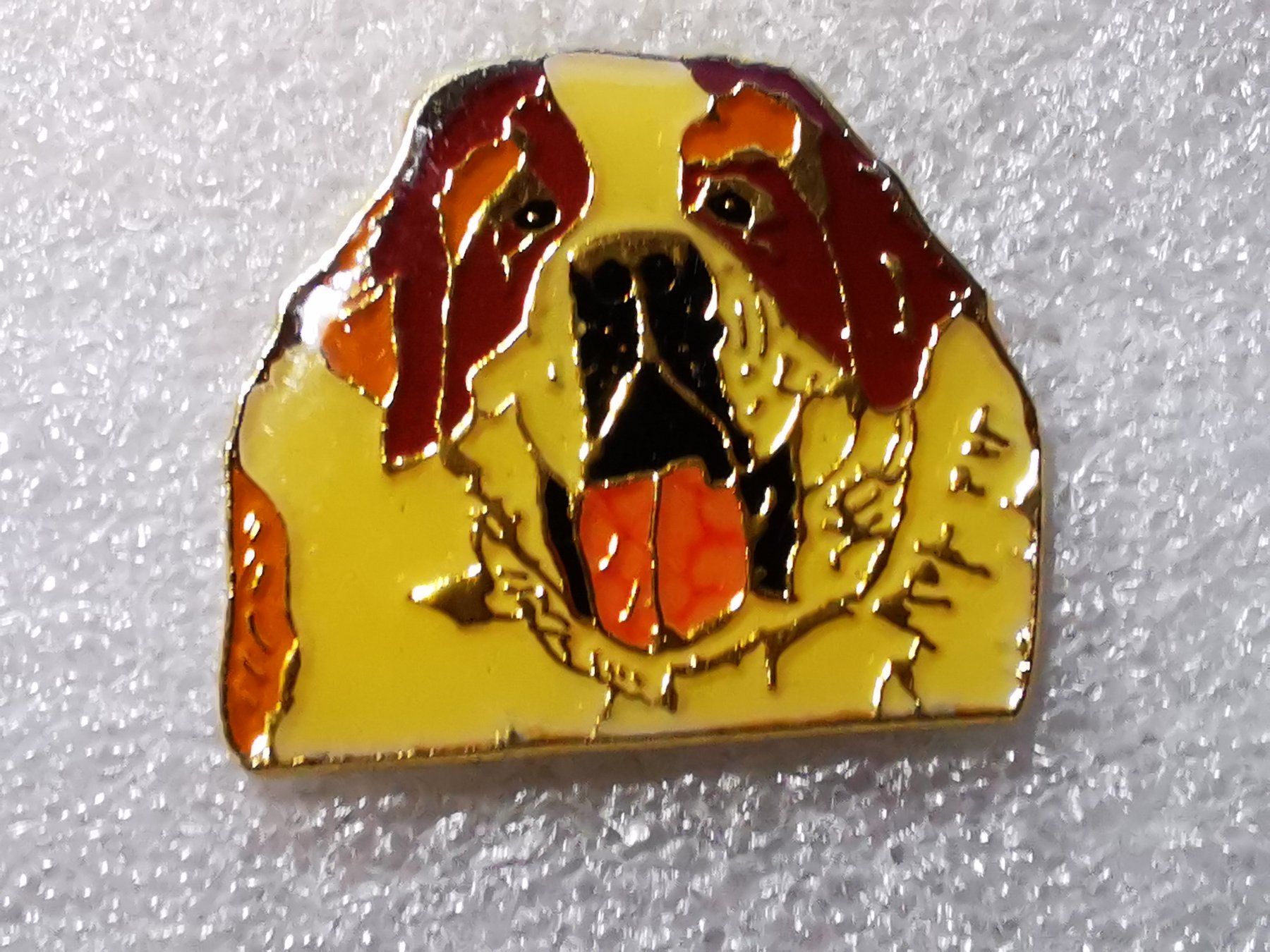 Plaketten & Abzeichen: Ansteckpin 48: Bernadiner – Gebraucht aus Oppligen von Pin-Fall-Shop